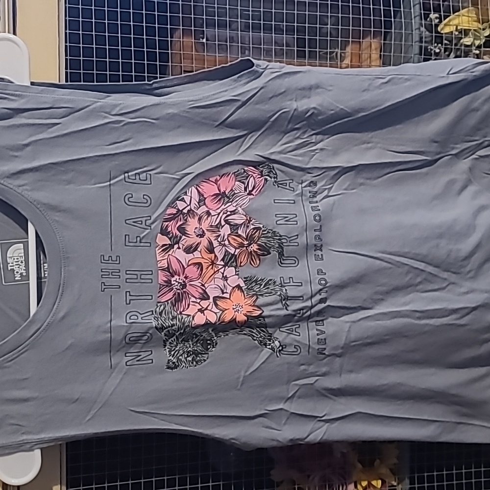 The North face tank